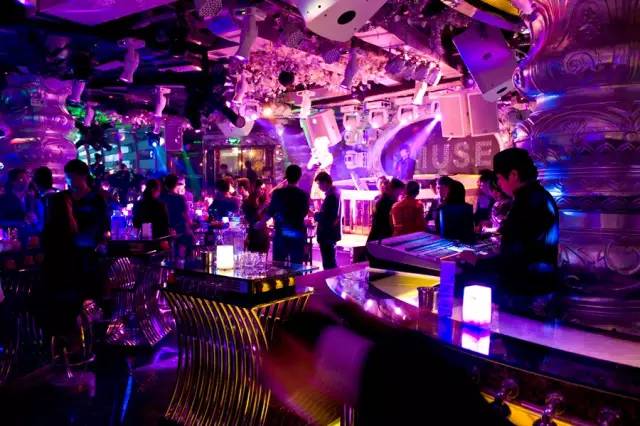 武汉攻略必去的一条街,武汉最神奇的区