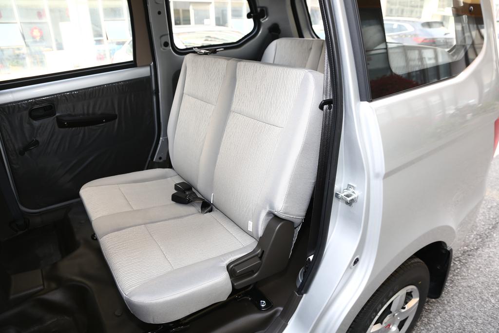 五菱宏光新款皮实,目前五菱宏光最新款车型