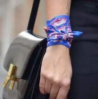 如何保养丝巾,丝巾日常小技巧