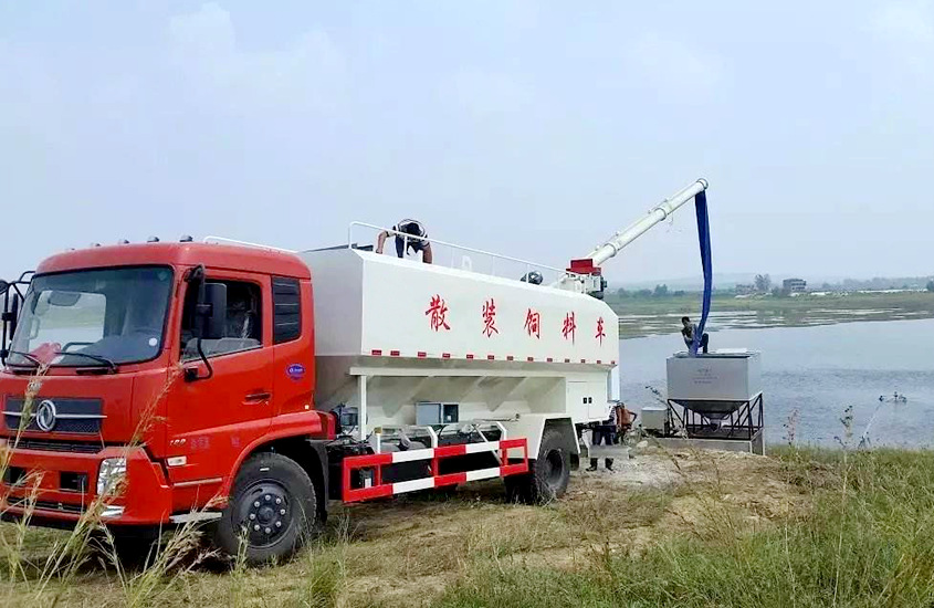 东风天龙40方饲料散装运输车,天龙385马力散装饲料车