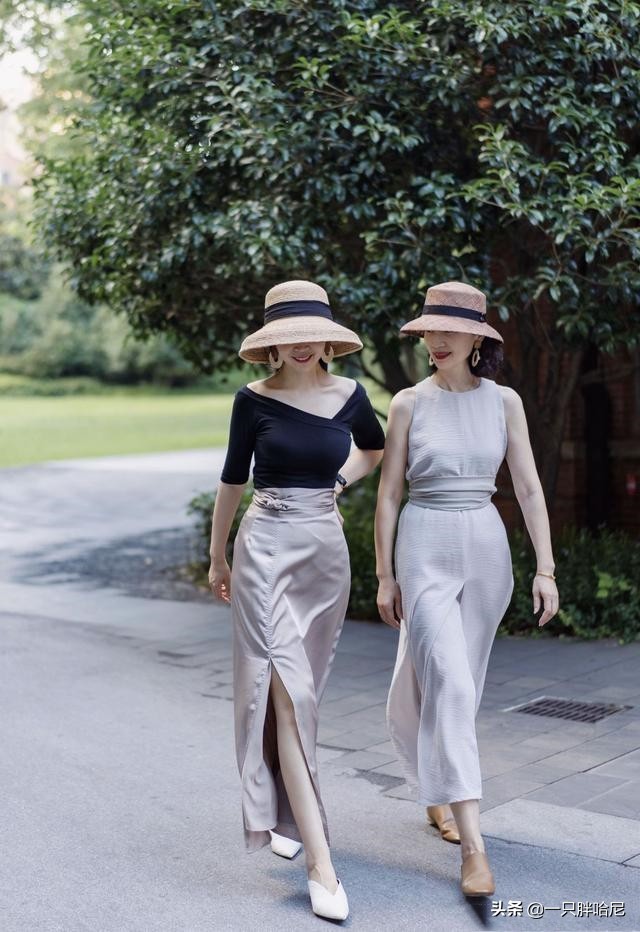 买了“奶奶鞋”却不会穿？看三木妈妈亲身示范，上班、日常都适合