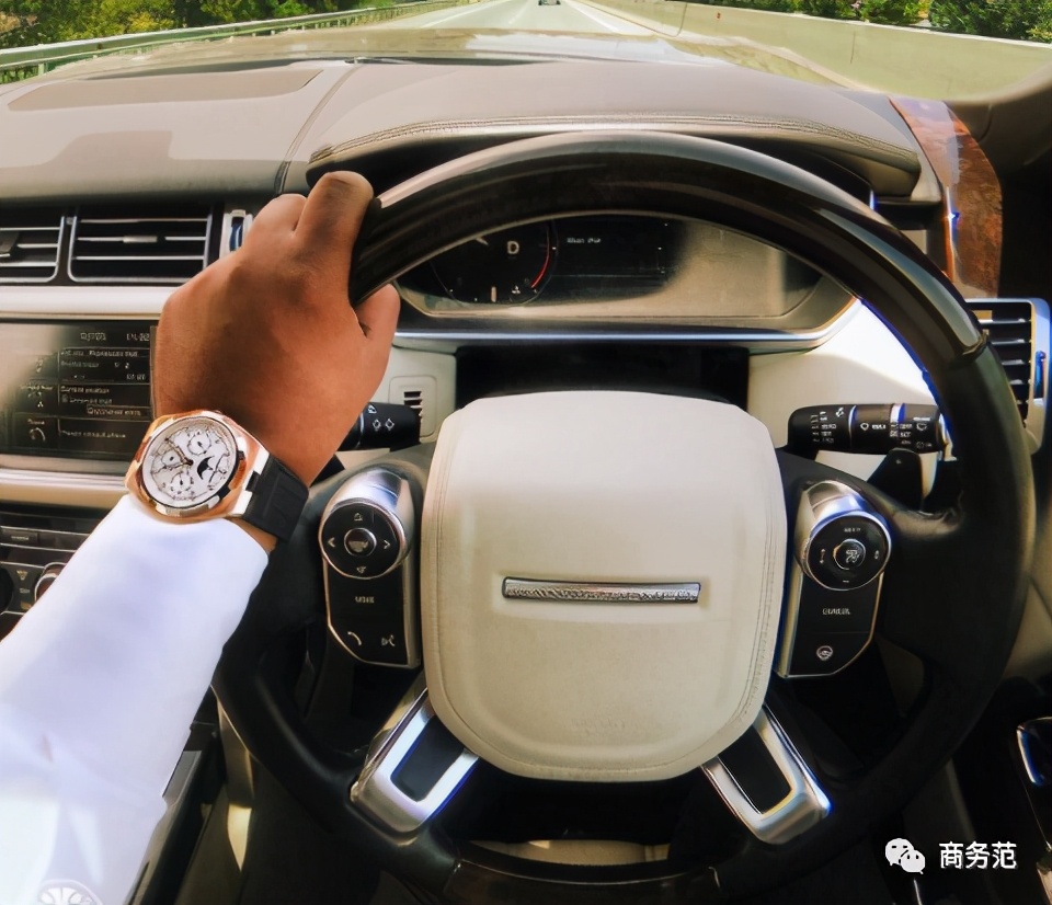 c罗降薪回曼联,c罗回归曼联首秀能穿7号球衣吗