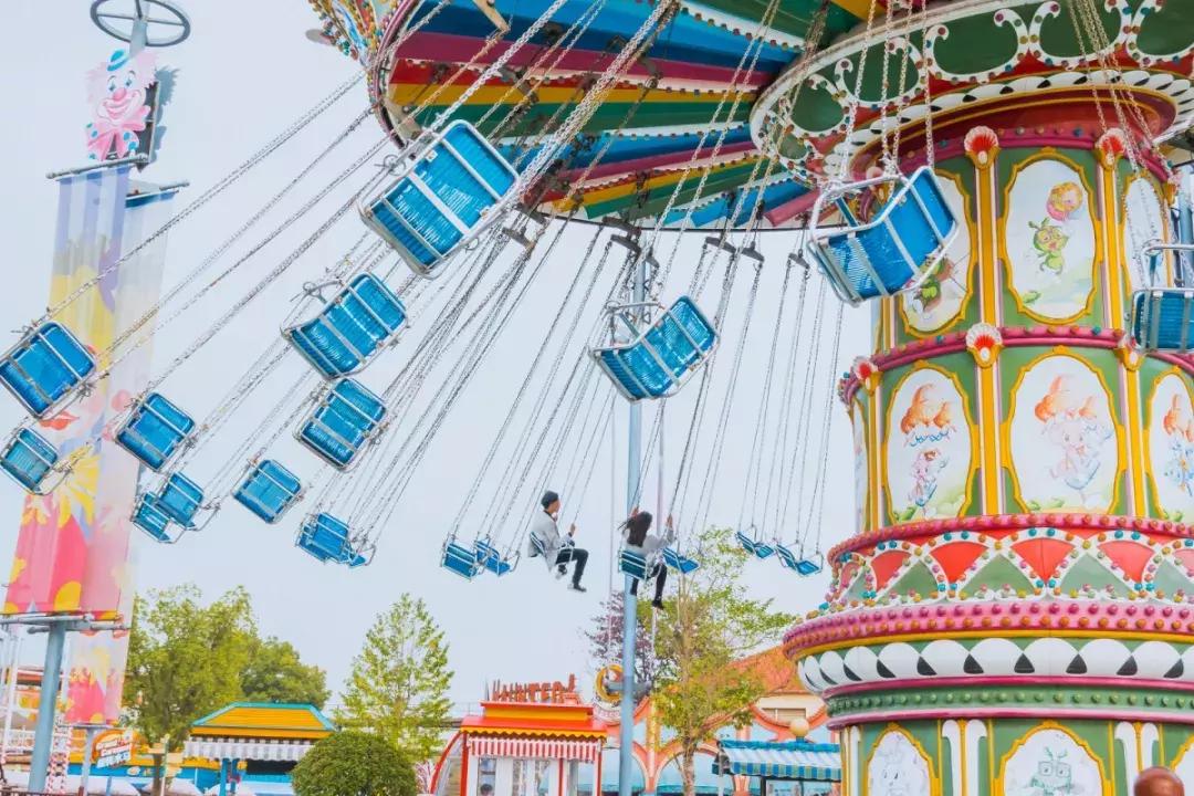 海底捞、星巴克、哈根达斯……这些隐藏福利，一张身份证就搞定！