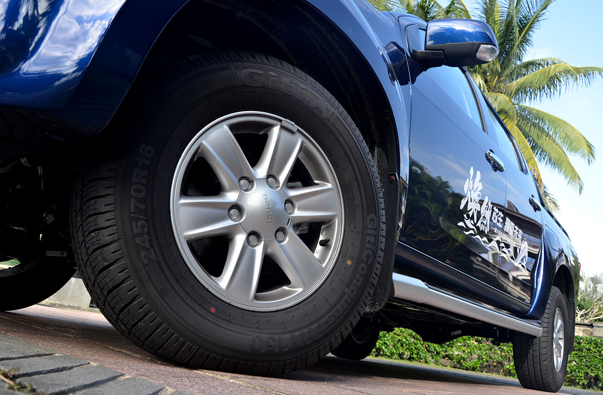 试驾江西五十铃铃拓,试驾五十铃铃拓1.9t皮卡