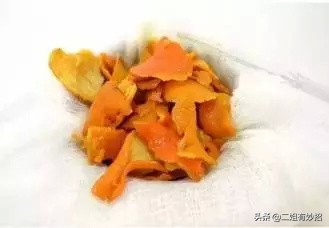 皮鞋受潮内部发霉怎么清洗,皮鞋发霉了怎么修复最好