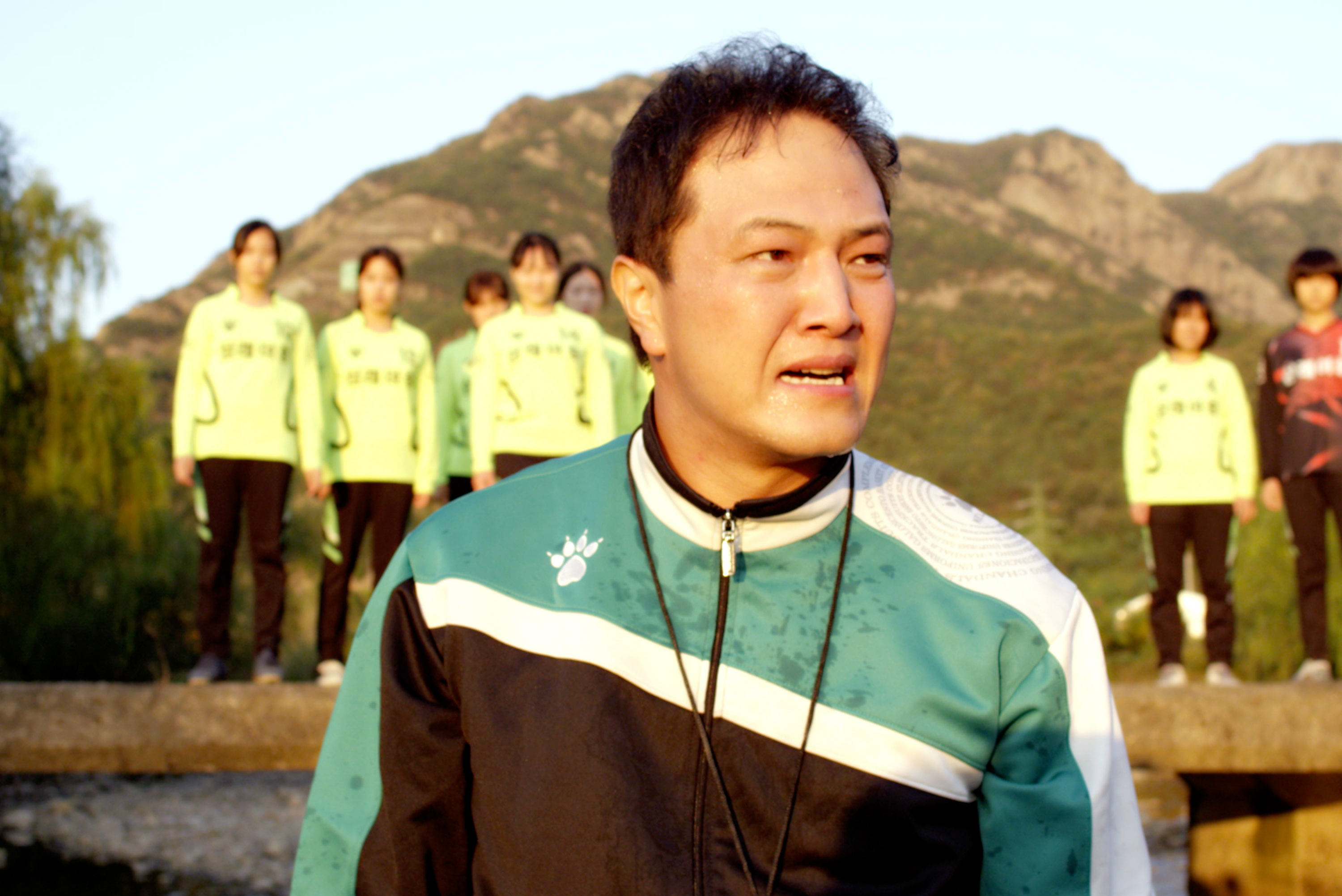 一部电影值得反复去电影院看吗,一部电影要拍多久时间