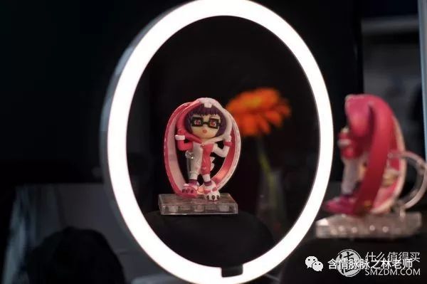 yeelight便携式美妆镜,yeelight手持式便携化妆镜