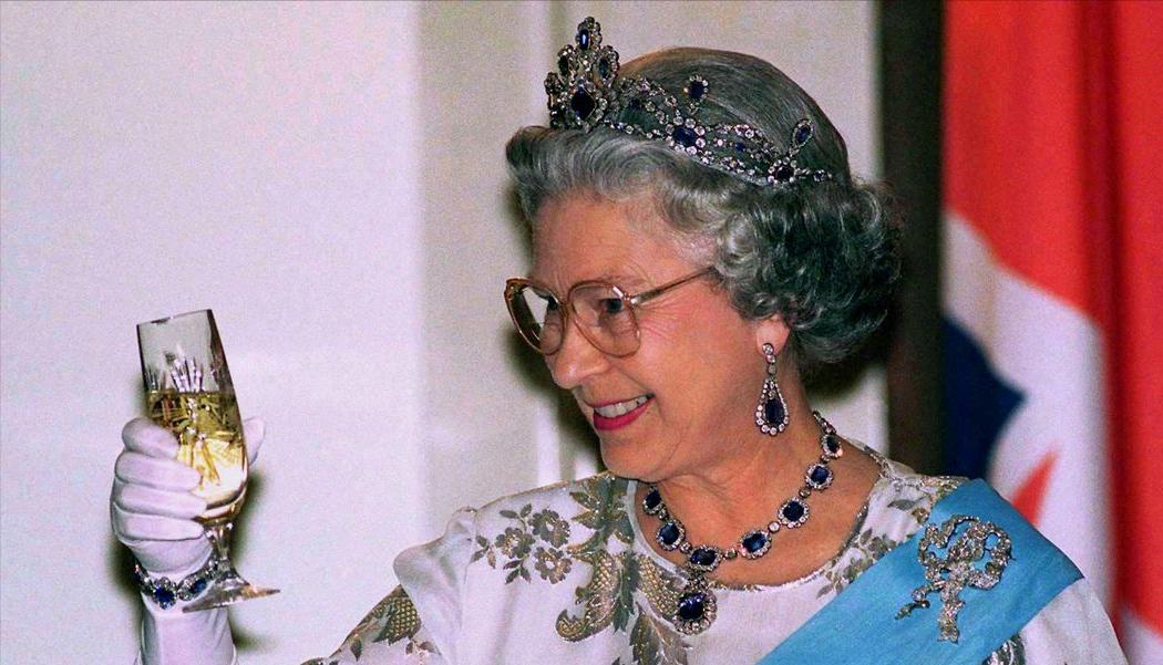 英国王室每天吃什么最好,揭秘英国王室饮食禁忌和偏爱