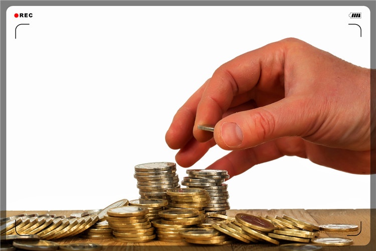 42岁月薪8000的工作,43岁打工没钱