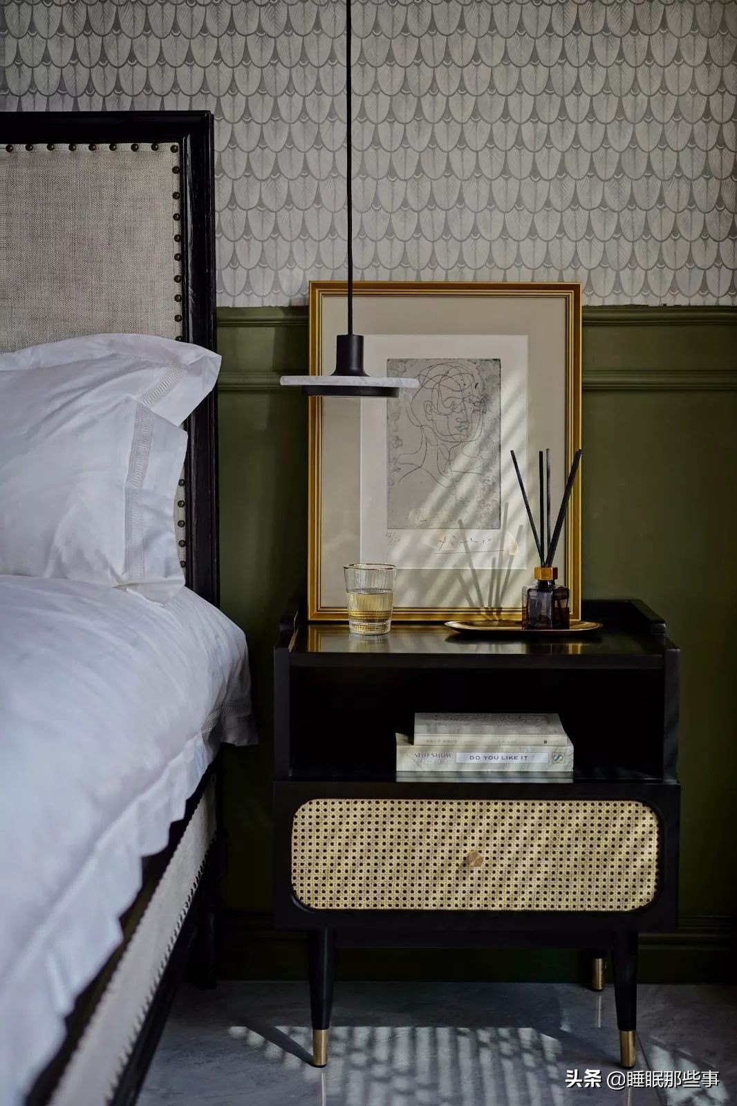 看了一眼她家的绿墙,我觉得我家还可以再抢救一下