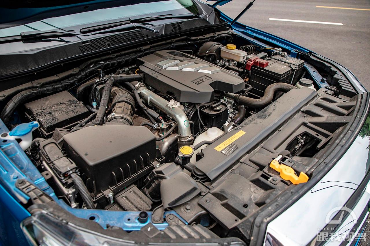 2021款锐骐6皮卡两驱白色价格,试驾郑州日产锐骐6