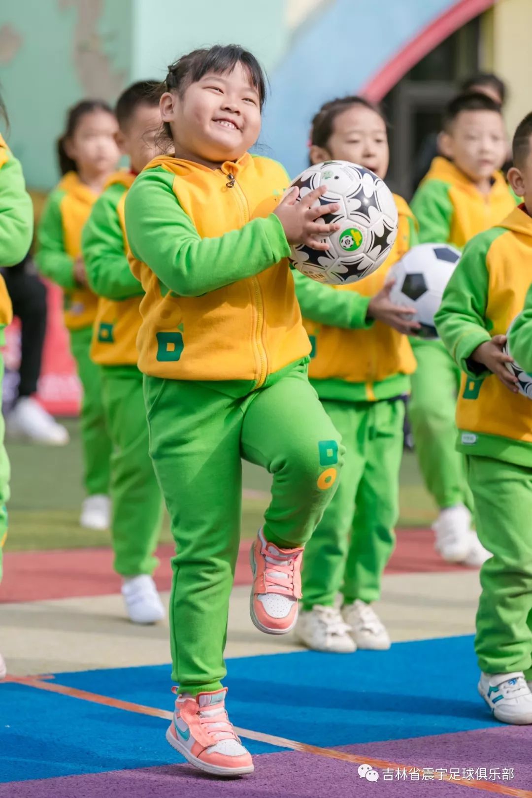 2019长春市娃娃足球嘉年华系列活动在经开区亚泰幼儿园成功举办