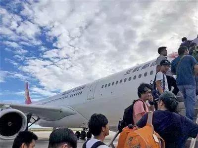 绌轰腑鏃呰璇剧▼澶х彮,绌轰腑鏃呰璇惧爞