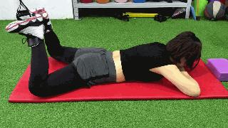 臀部两侧凹陷怎么练臀部,臀部扁平真的可以练翘臀吗