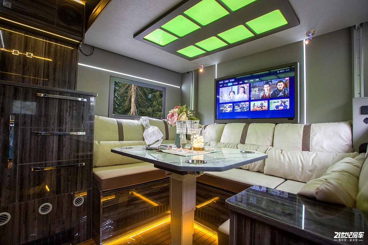 重汽房车汕德卡四驱,man底盘汕德卡