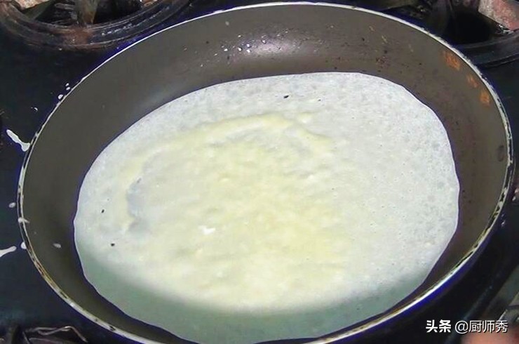 烙馍怎么和面又软又筋道视频,如何做烙馍好吃又简单