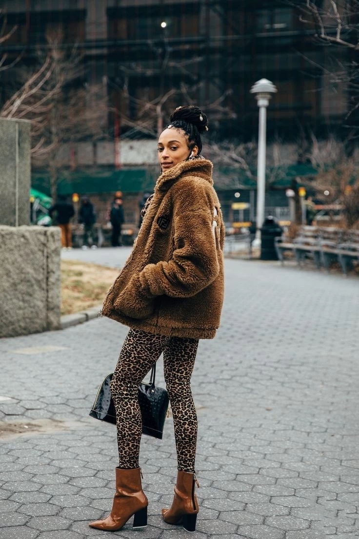 羊羔毛外套怎么穿才好看,羊羔毛显瘦外套