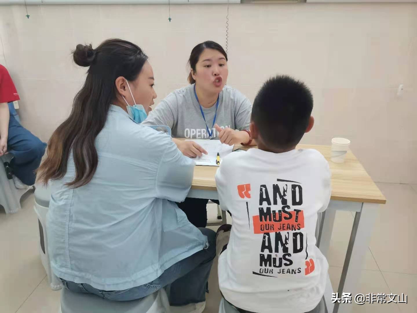 唇腭裂口齿不清言语怎么教,唇腭裂免费手术怎么申请