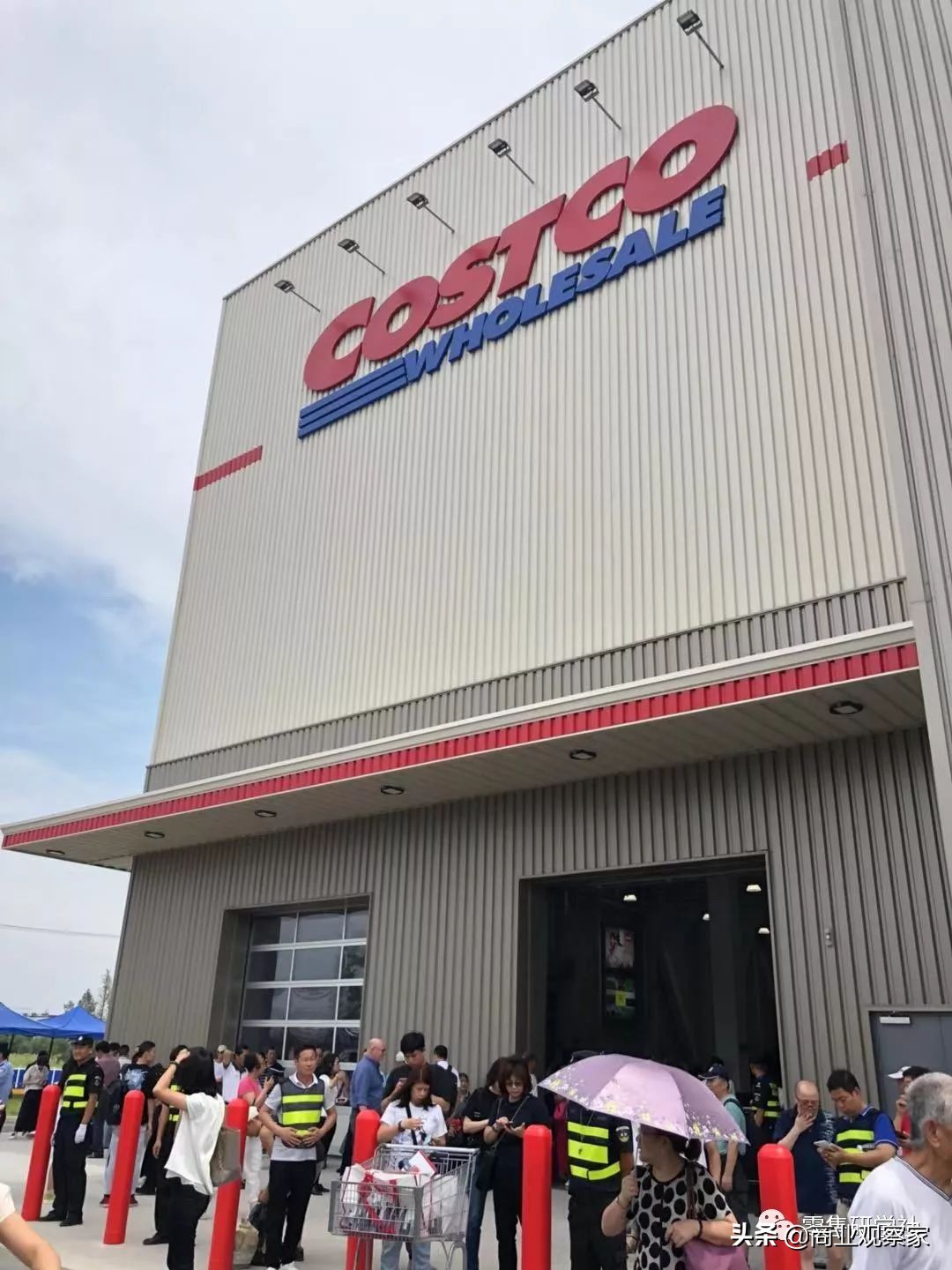 与山姆会员商店有何不同？Costco中国首店售卖活鲜