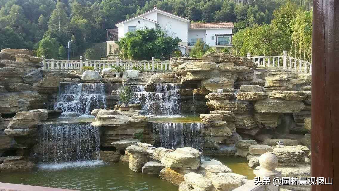 庭院小型假山鱼池造价多少钱建好,私家庭院鱼池假山设计制作方法