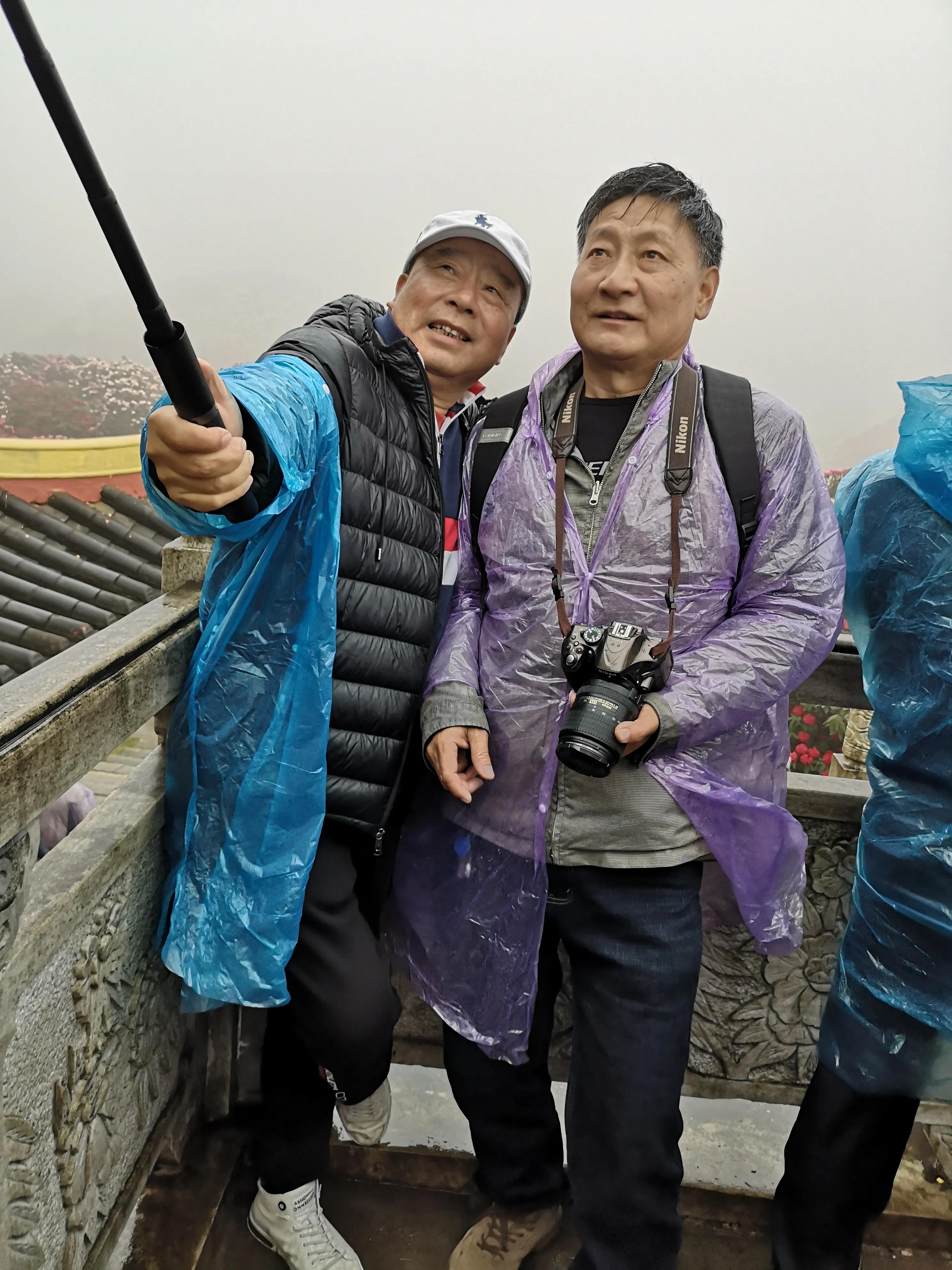 贵州大学1984级管科系同学欢聚毕节录