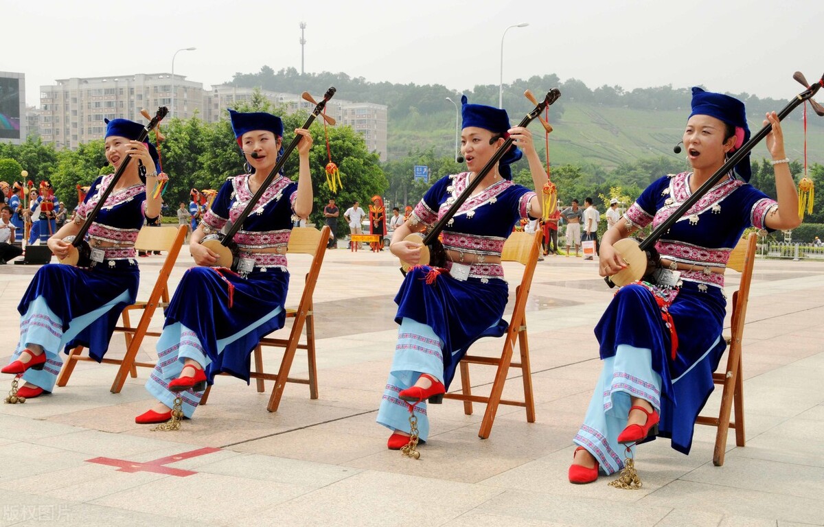 花山岩画景区有什么玩的,花山岩画旅游攻略