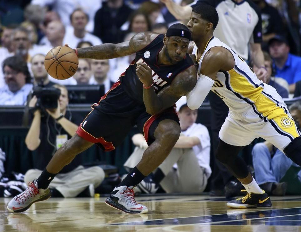 断腿前的乔治有多强,乔治断腿归来第一次扣篮