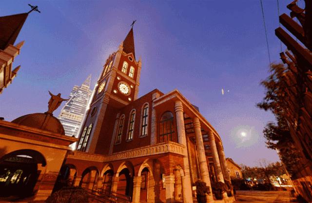 上海很魔幻的楼,上海超级魔幻