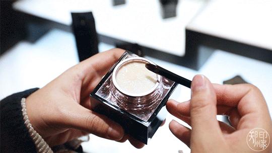 火爆的抖音小红书,pola小红书