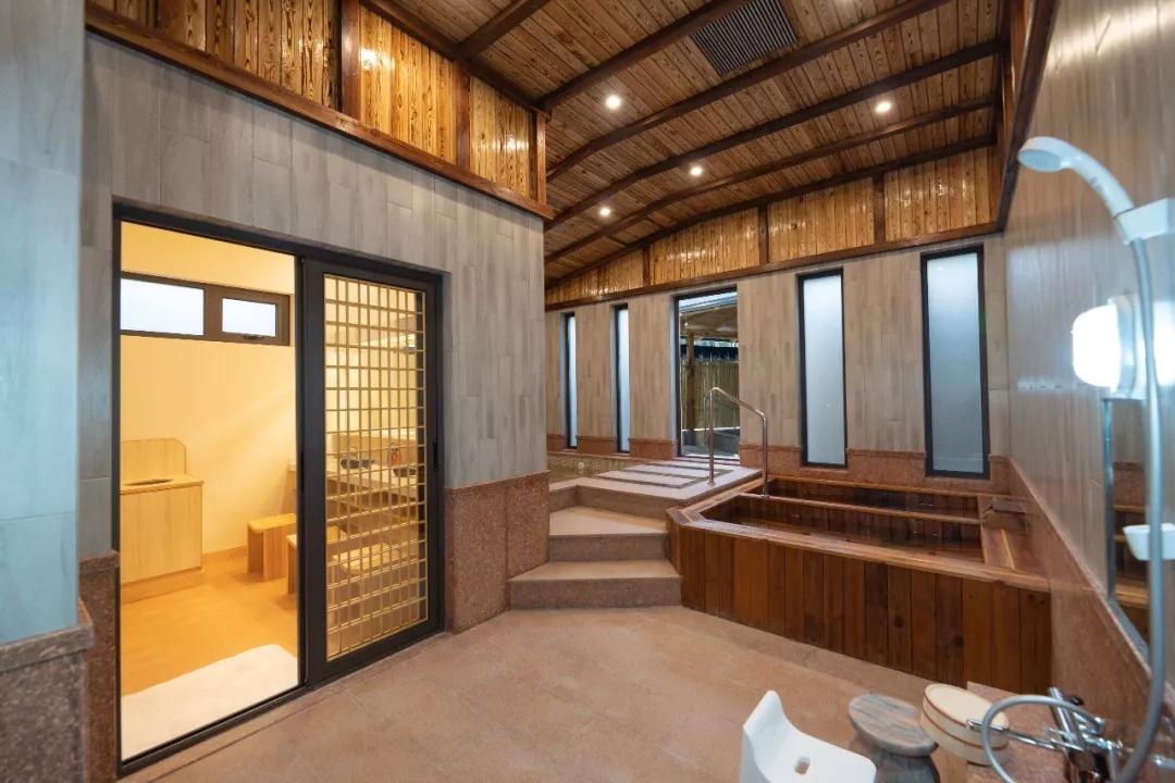 安吉玩雪的地方推荐,安吉周末滑雪泡温泉