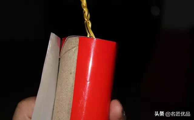 元旦手工彩纸鞭炮,元旦节手工鞭炮