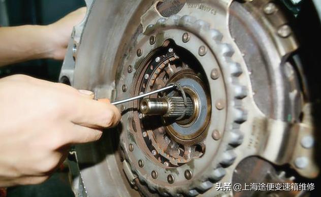 大众尚酷变速箱怎么复位,尚酷湿式双离合变速箱拆装