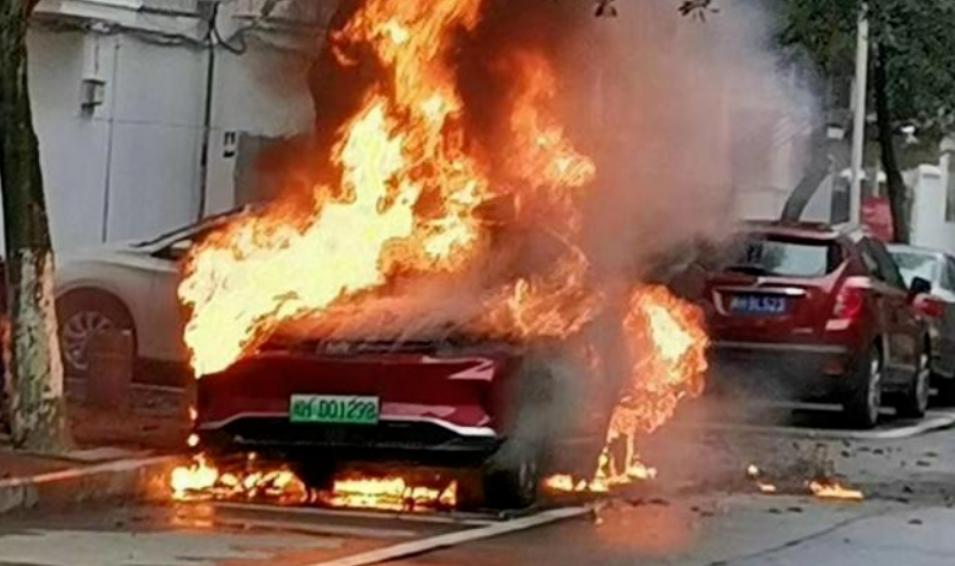 10月召回：林肯因刹车软管破裂登顶特斯拉因悬挂缺陷召回3万