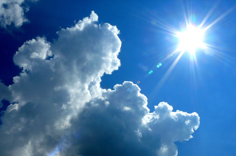 手机对眼睛危害最大的是蓝光吗,手机的蓝光闭着眼睛能伤害眼睛吗