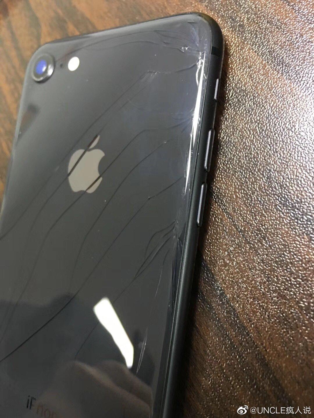 iphone8坏手机回收,iphone8摔坏了还值得维修吗