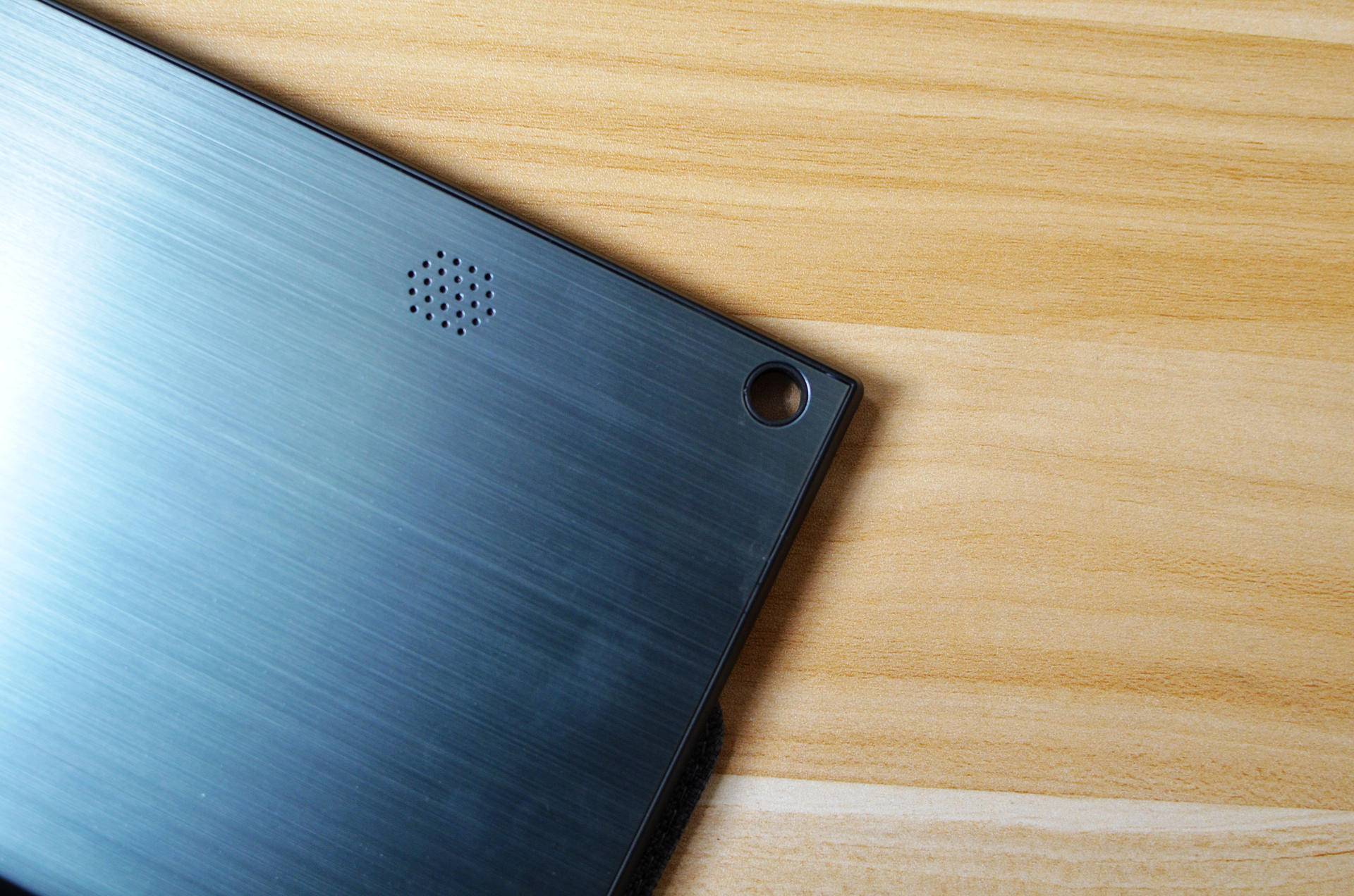 给华为mate20换带框屏幕总成,给华为mate20手机换屏幕