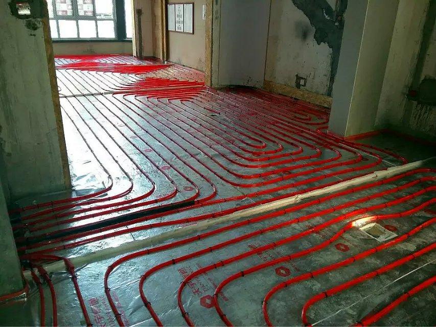 地暖软管是什么材质,适合做地暖地面材质