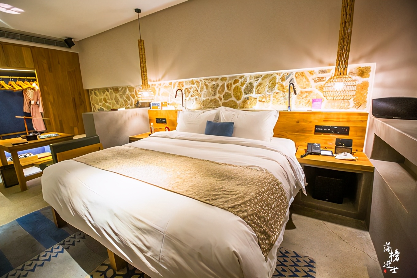 杭州九涧十八溪附近住宿,杭州九溪酒店视频