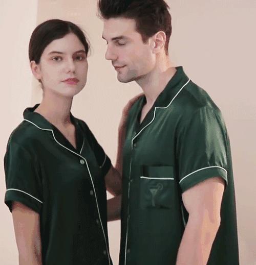 鑽峰叞鐜嬪澶ф皵,鑽峰叞鐜嬪琛ｆ湇