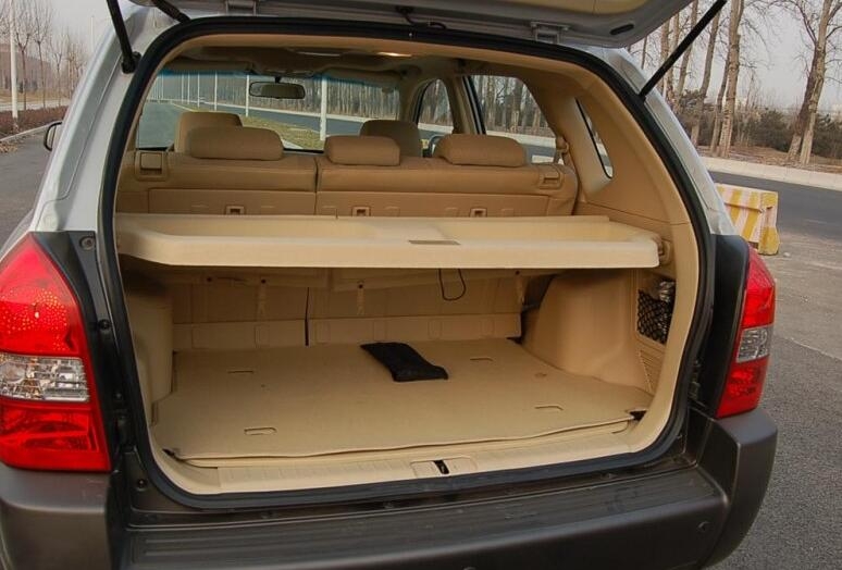 介绍一下23款现代途胜的优缺点,开了16万公里现代全新途胜