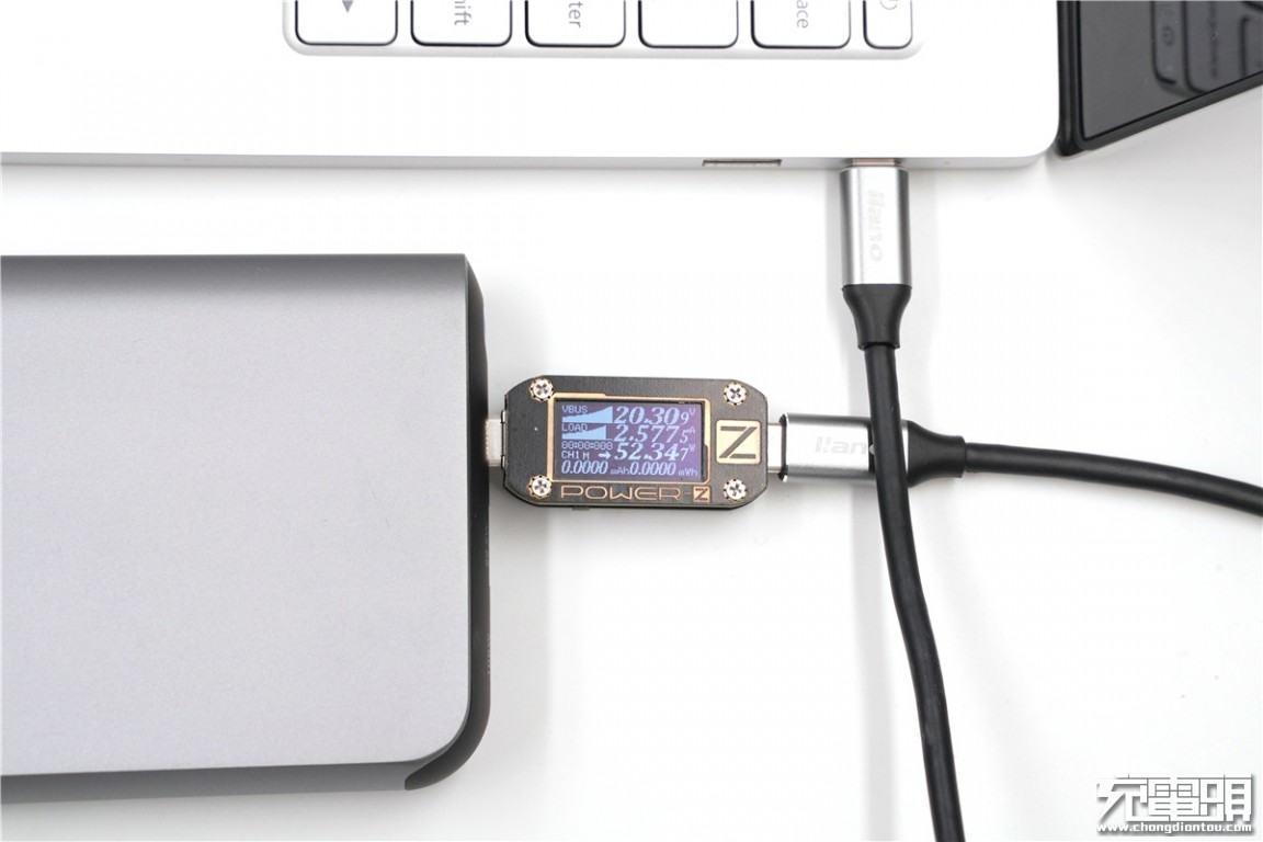 绿巨能充电器快充测评,绿巨能22.5瓦充电器