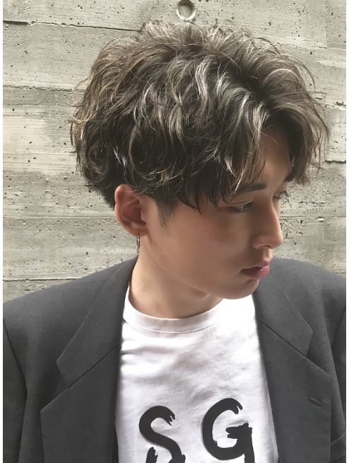 男生卷发造型中短卷,男生卷发造型中长发圆脸