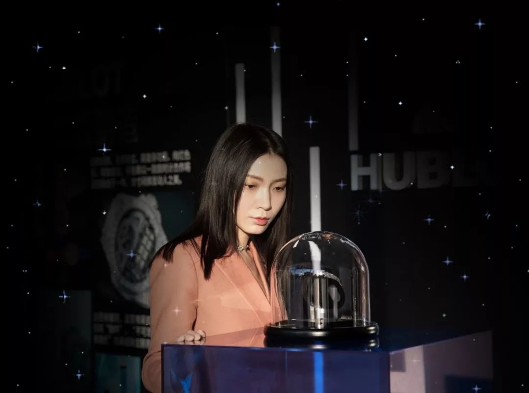 宇舶表向你发来一封邀请函，浩瀚宇宙里，遇到这一小片就够了