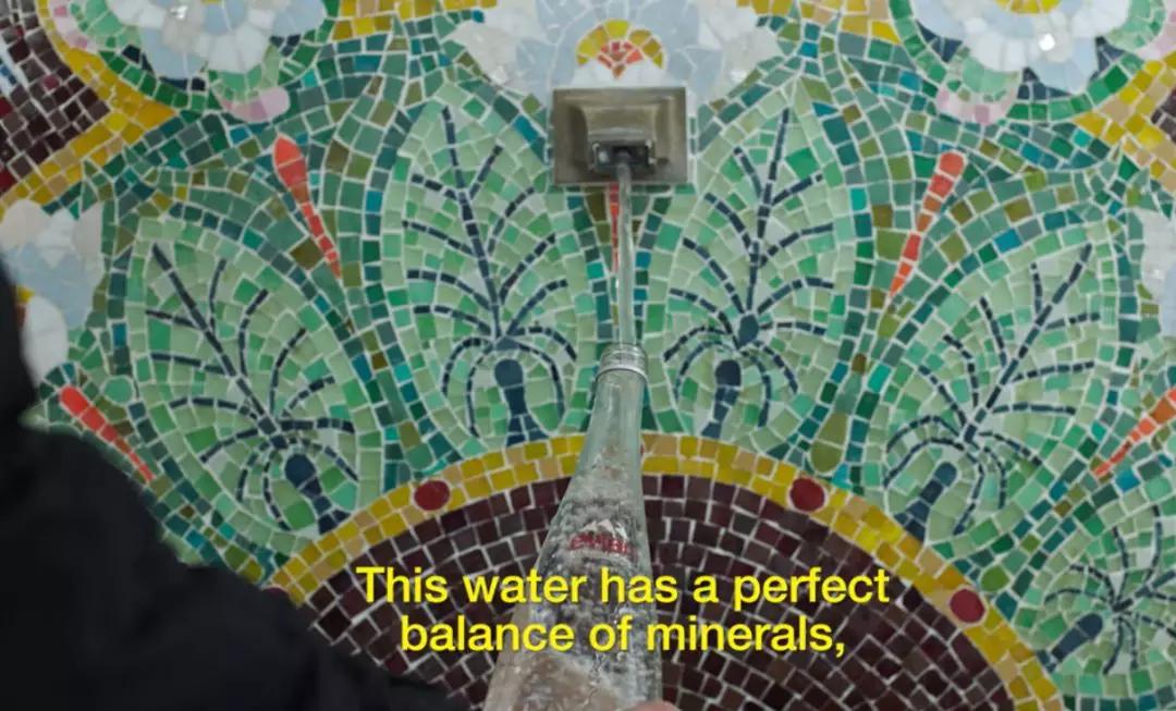 依云如何将一瓶水，卖出奢侈品的味道？