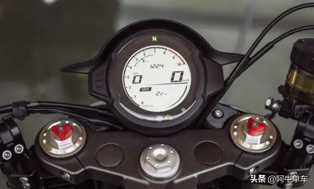 春风700clx复古版图片,春风clx700改复古圆灯