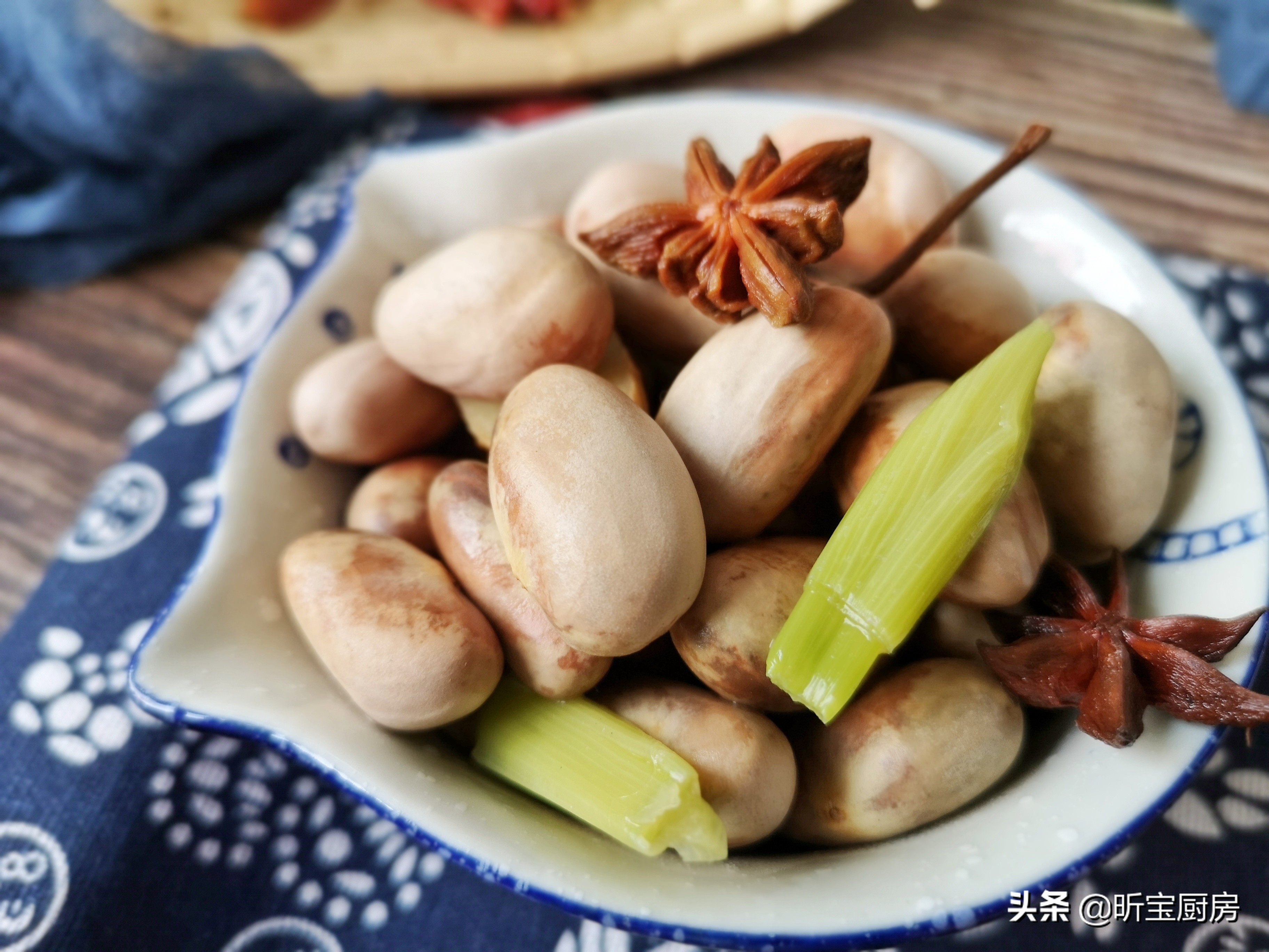 20鏂ょ殑鍗板害姘存灉 (鍗板害浜哄綋涓婚鍚冪殑姘存灉)