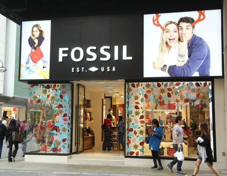 chanel红色漆皮手袋,chanel手袋