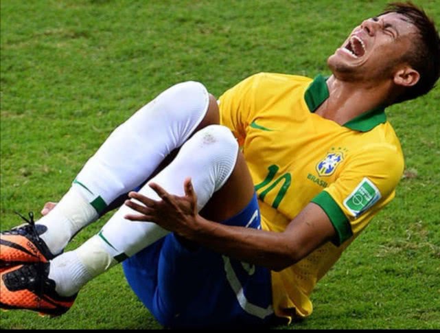 内马尔的那些骚操作,内马尔不是更强吗