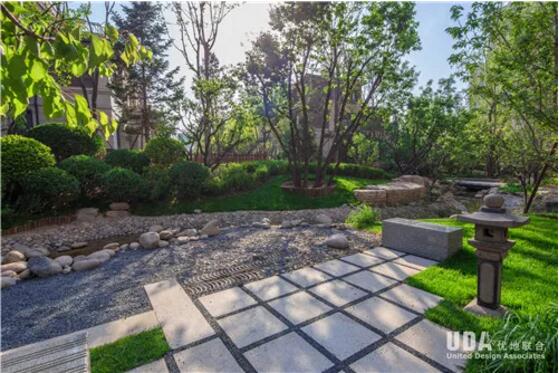 龙湖滟澜山建筑风格,龙湖滟澜山景观设计方案