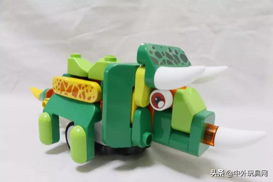 儿童积木玩具选择哪个,积木是每个宝宝必备的经典玩具